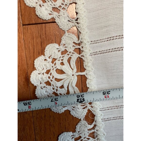 Elegant White Lace Trimmed Table Runner - 36"x15" - Set of 2 - Picture 5 of 11